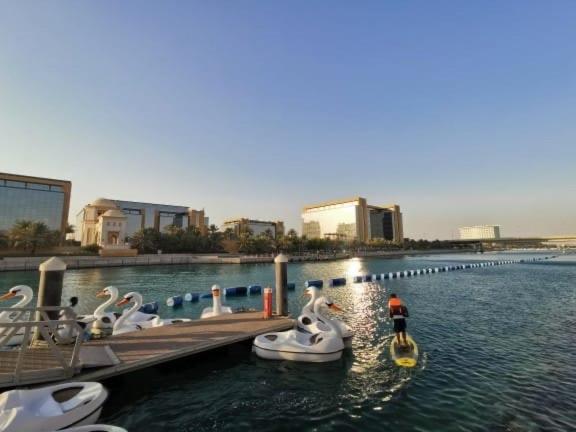 Bay La Sun , Luxury Apartment With Nice View King Abdullah Economic City Luaran gambar